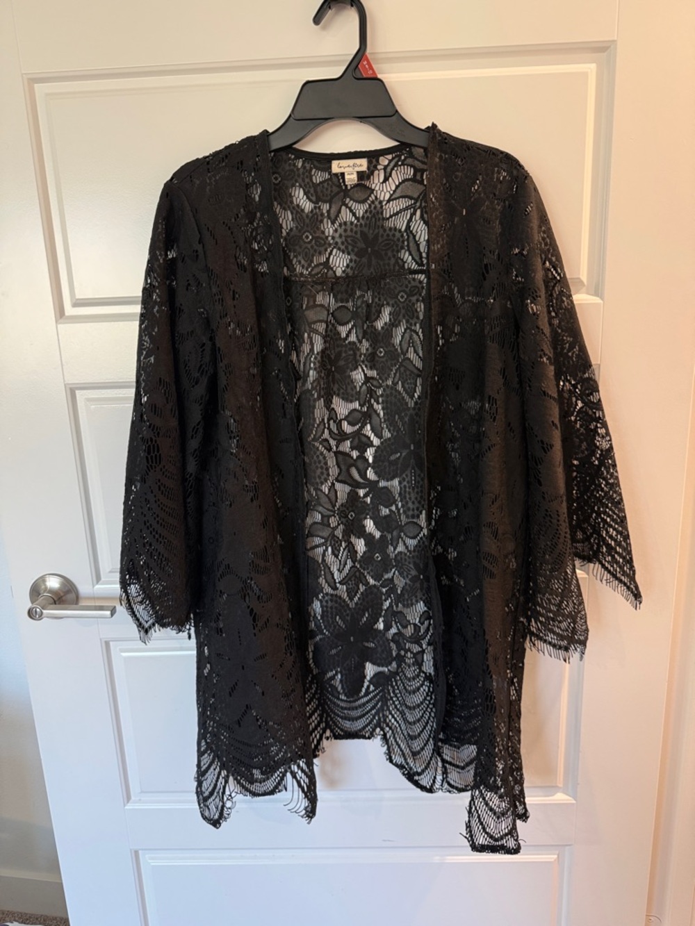 Black Lace Open-Front Shawl Cover